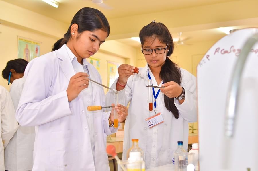 Advanced Institute of Pharmacy Palwal Infrastructure & Facilities photo 9